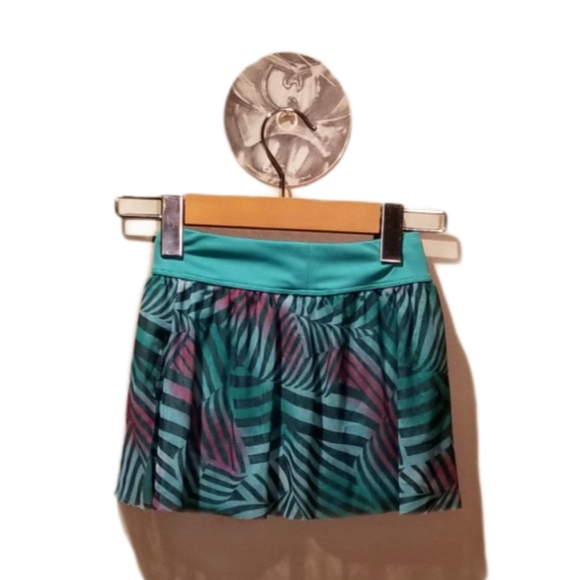 NEW! ADIDAS Girls Teal Skorts (Size 5) - Picture 5 of 5